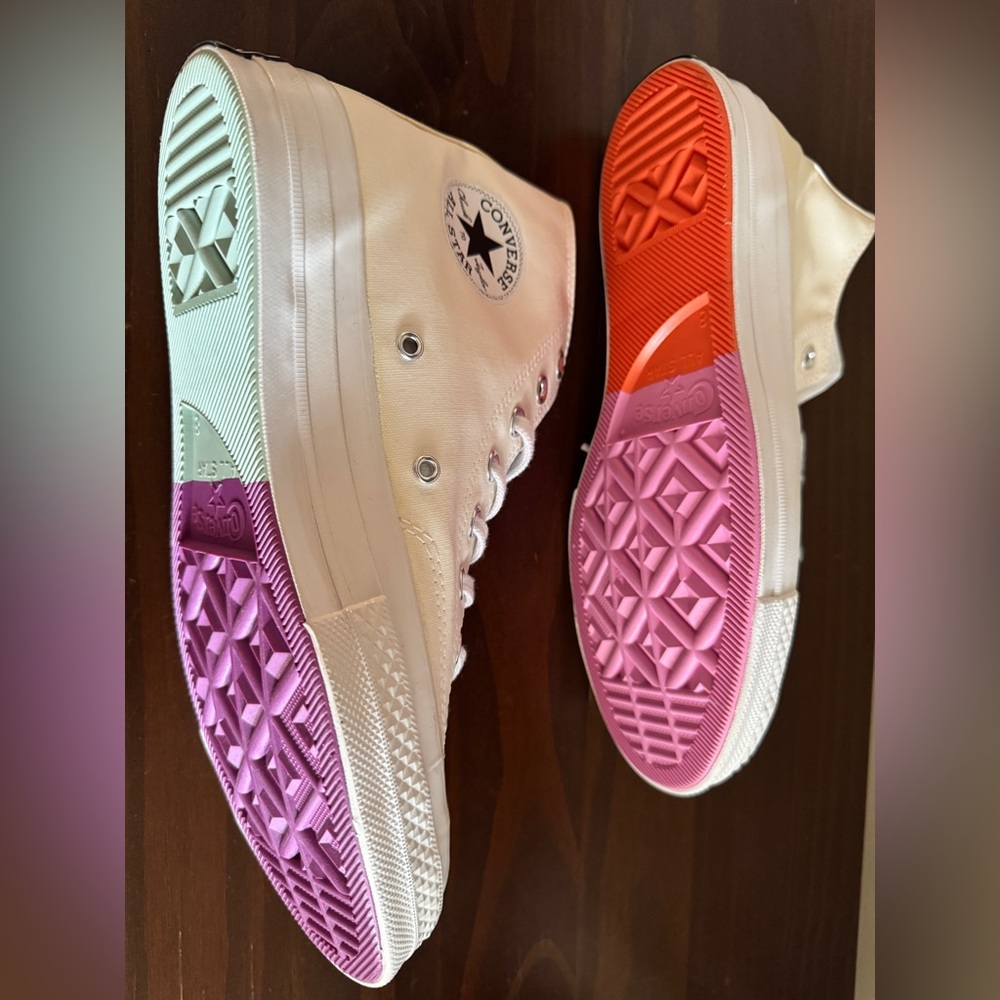 Color Changing Converse - Picture 3 of 10